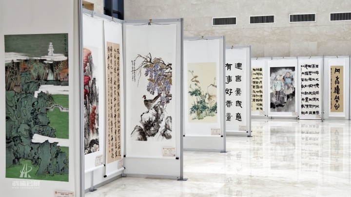 20240919 济宁市政协庆祝中华人民共和国和中国人民政治协商会议成立75周年书画展 (28).jpg